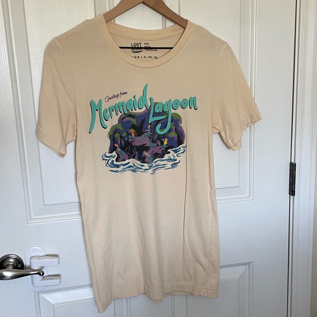 Unique Vintage Mermaid Lagoon Peter Pan 100% Cotton T Shirt. The Pixar Traveler
